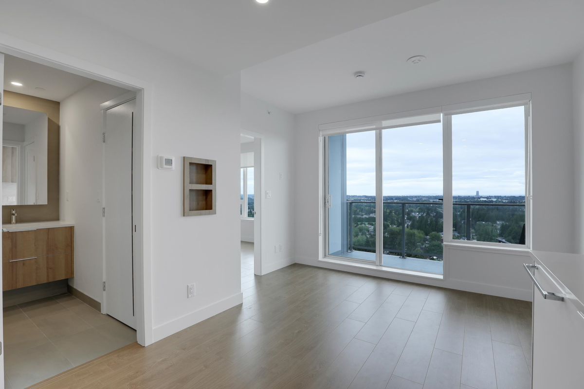Kitchen Photo of 2505 13387 Old Yale Road, Surrey, BC