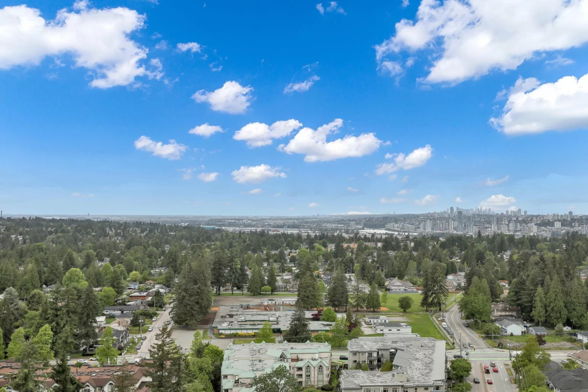 Powder Room Photo of 2505 13387 Old Yale Road, Surrey, BC