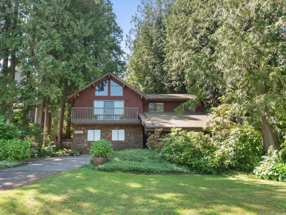 Family Room Photo of 20560 48 Avenue, Langley, BC