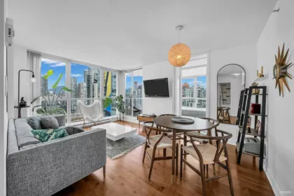3006 1408 Strathmore Mews, Vancouver, BC, Vancouver — Apartment/Condo for sale