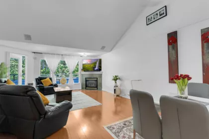 11 13670 84 Avenue, Surrey, BC, Surrey — Townhouse for sale