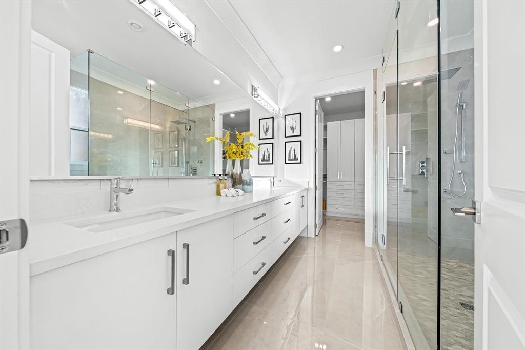 Breakfast Nook Photo of 10391 Seacote Road, Richmond, BC