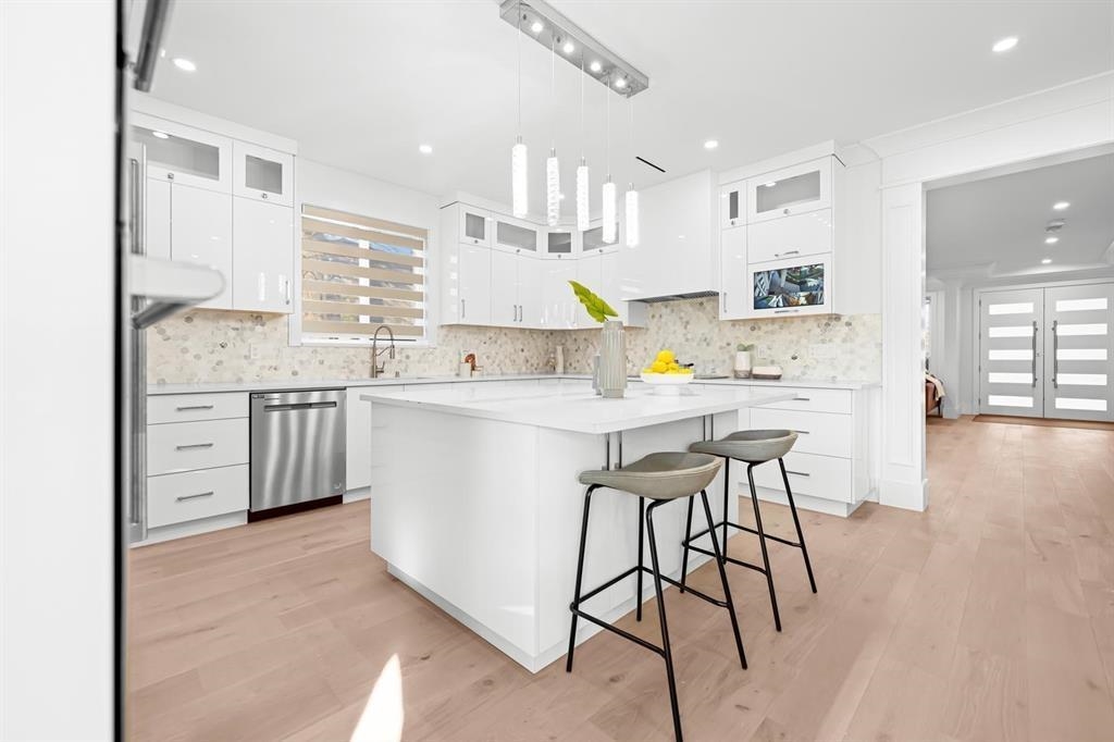 Family Room Photo of 10391 Seacote Road, Richmond, BC