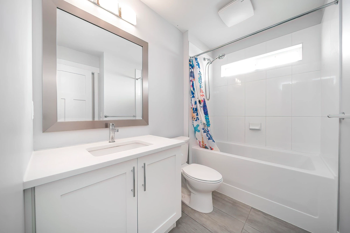 Aerial View of 16511 21 Avenue, Surrey, BC