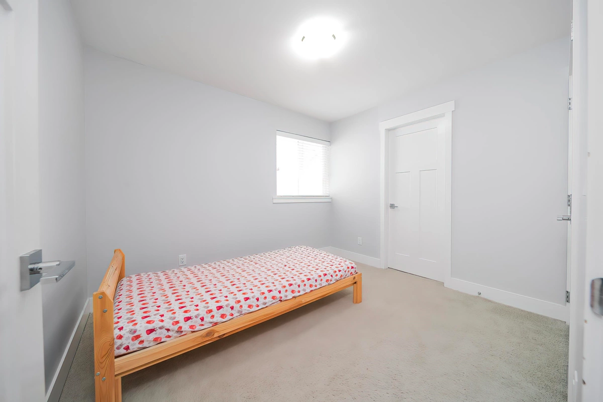 Outdoor Kitchen Photo of 16511 21 Avenue, Surrey, BC