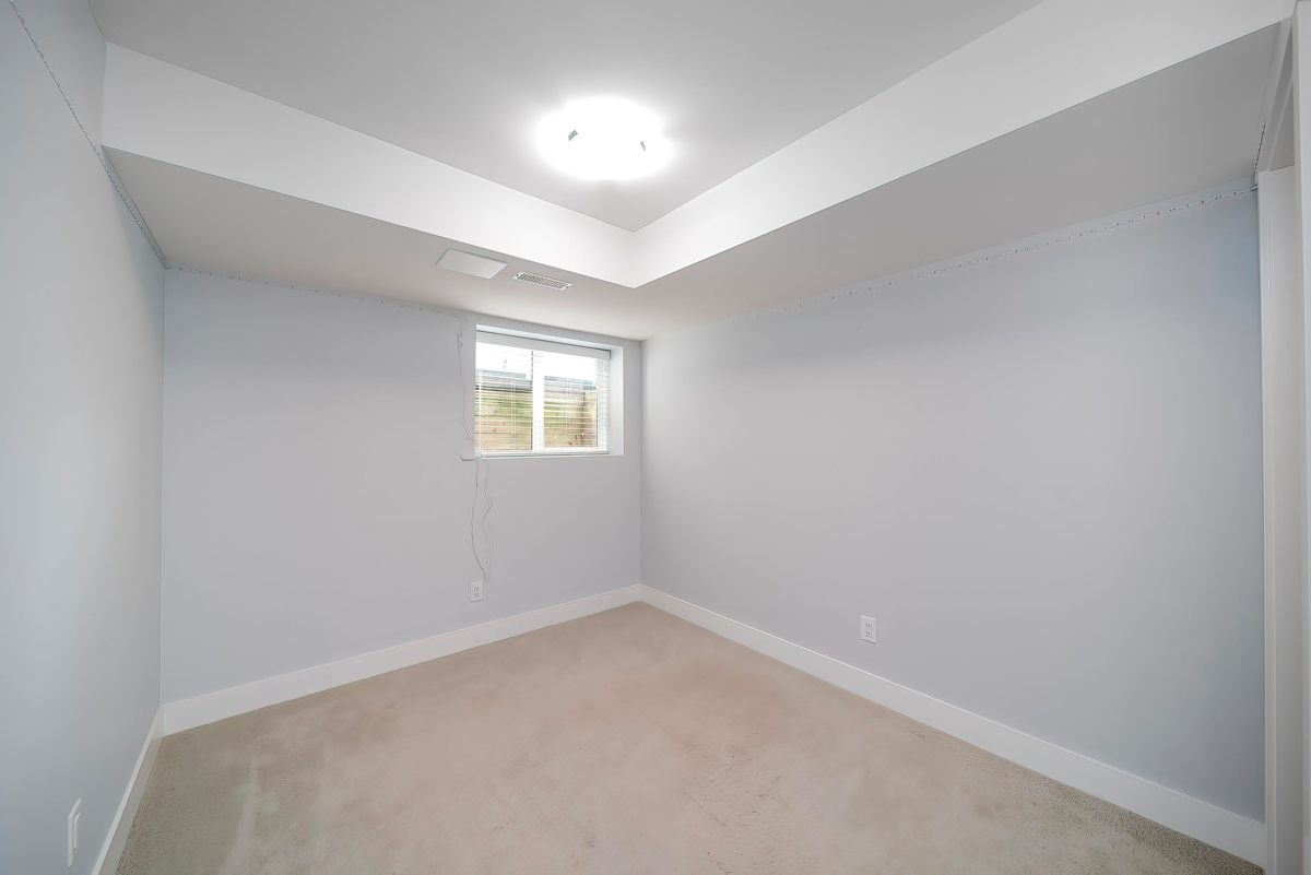 Staircase Photo of 16511 21 Avenue, Surrey, BC