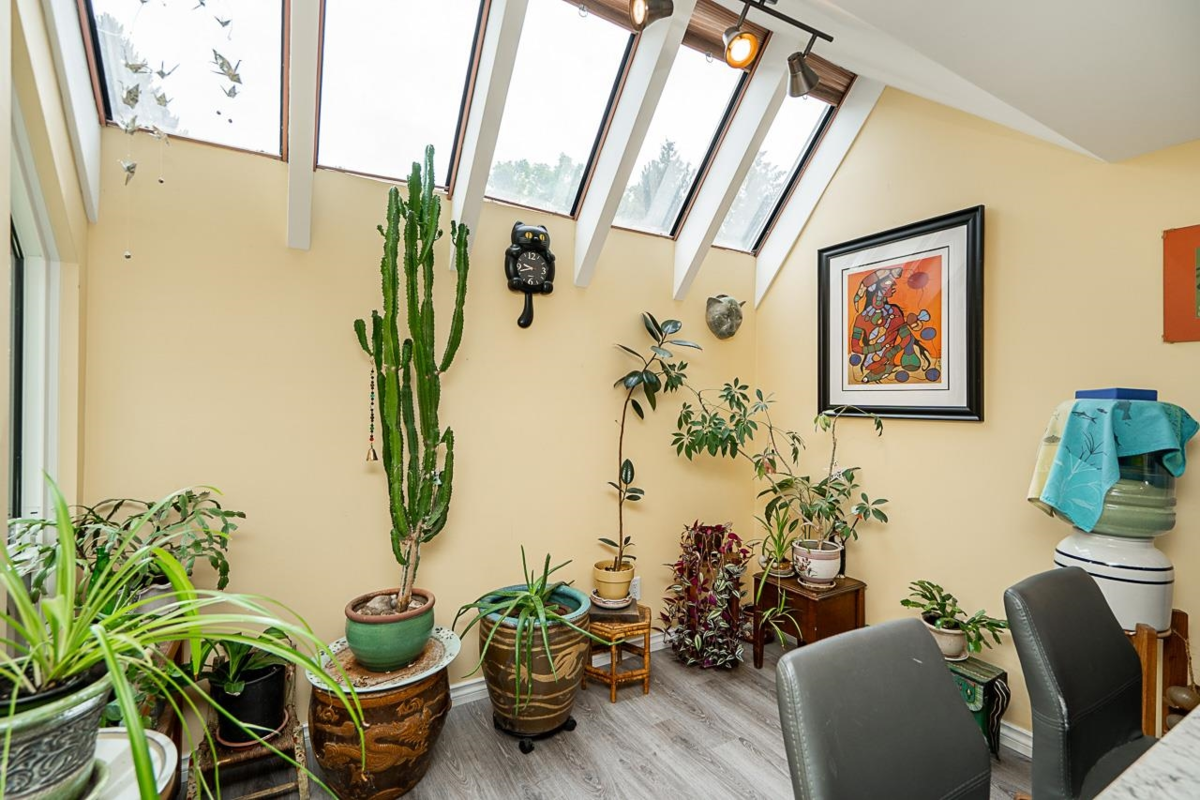 Guest Bathroom Photo of 8531 Timber Court, Burnaby, BC