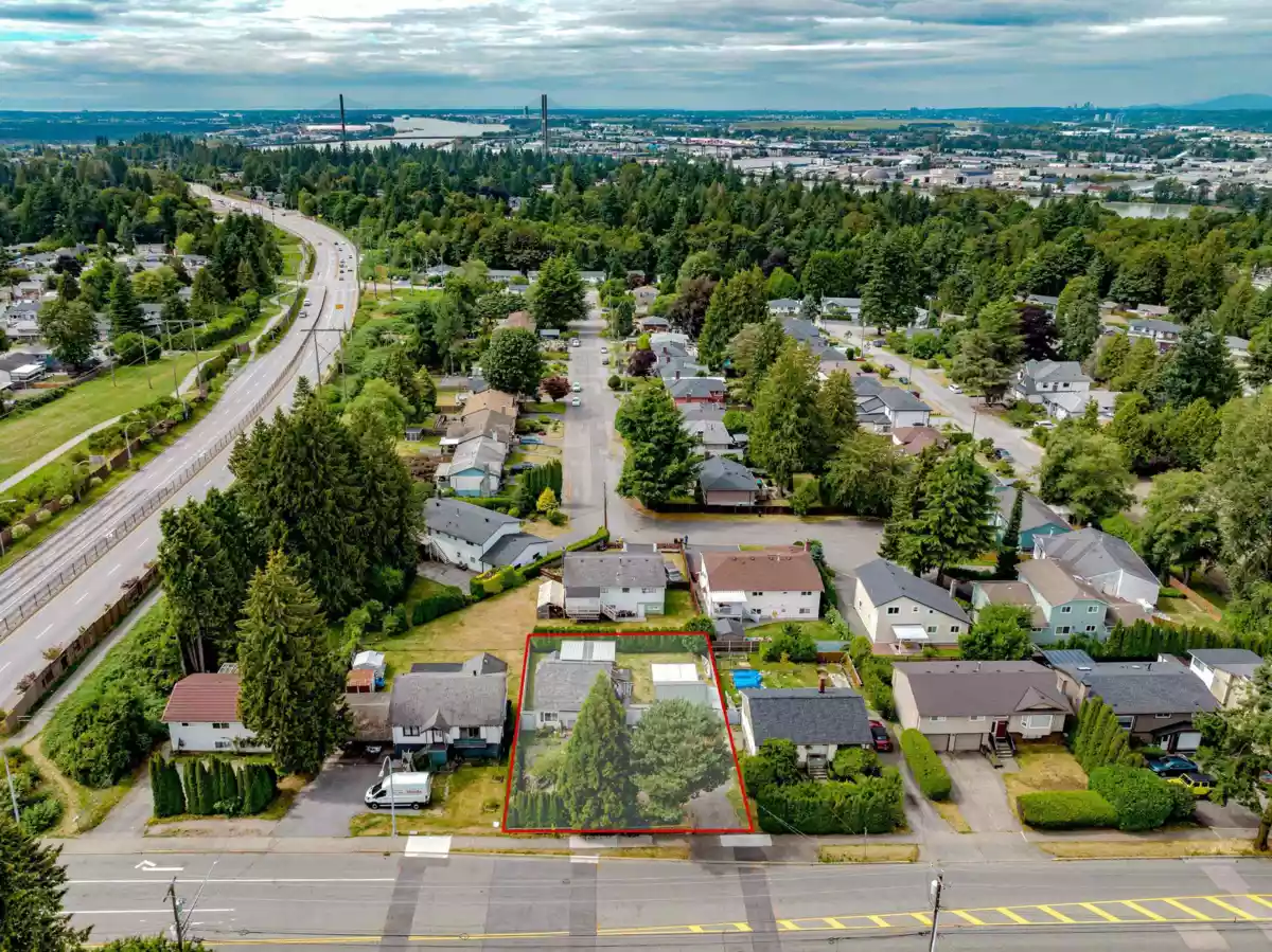 Powder Room Photo of 8769 112th Street, Delta, BC