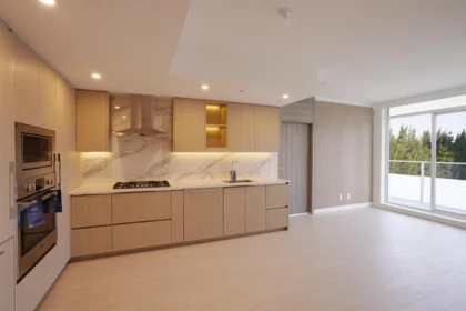 805 13768 100 Avenue, Surrey, BC