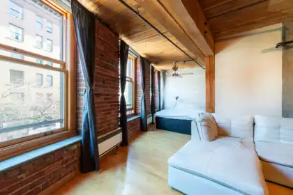 304 41 Alexander Street, Vancouver, BC, Vancouver — Apartment/Condo for sale