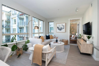 318 2651 Library Lane, North Vancouver, BC, North Vancouver — Apartment/Condo for sale