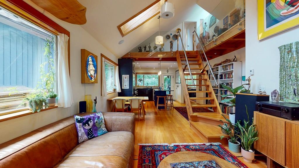 Dining Area Photo of 24 1131 Emery Road, Roberts Creek, BC