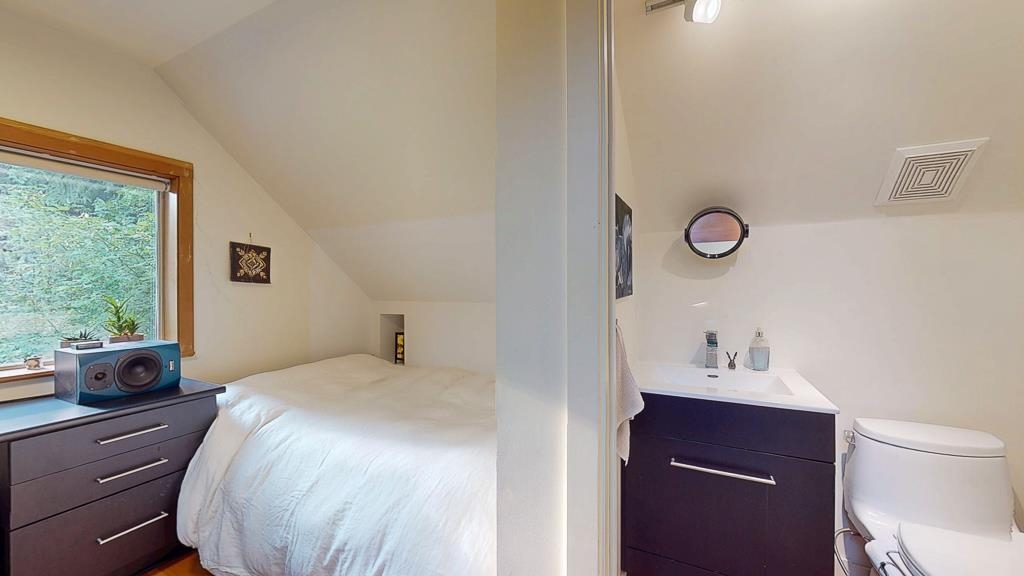 Loft / Bonus Room Photo of 24 1131 Emery Road, Roberts Creek, BC