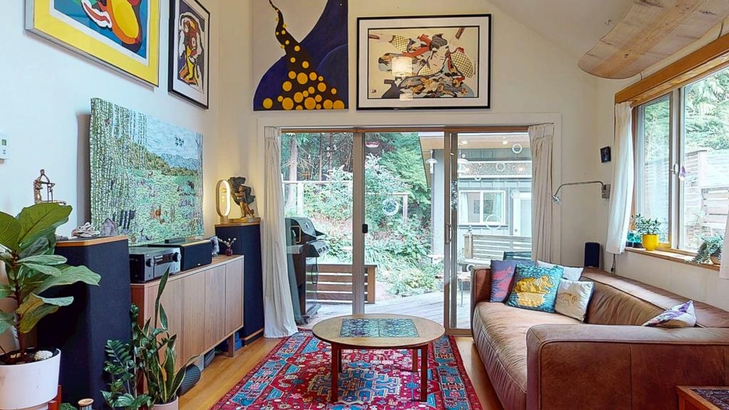 Walk-In Closet Photo of 24 1131 Emery Road, Roberts Creek, BC