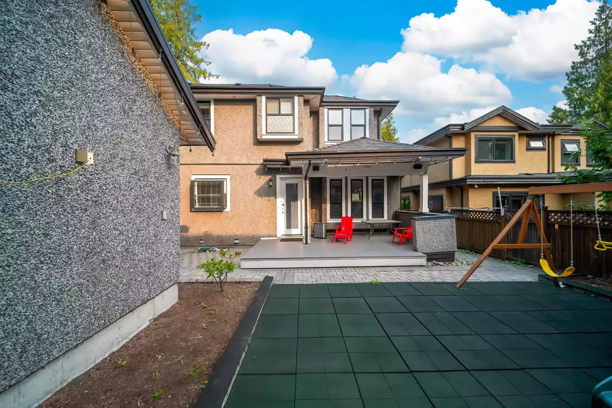 Kitchen Photo of 7418 Stanley Street, Burnaby, BC