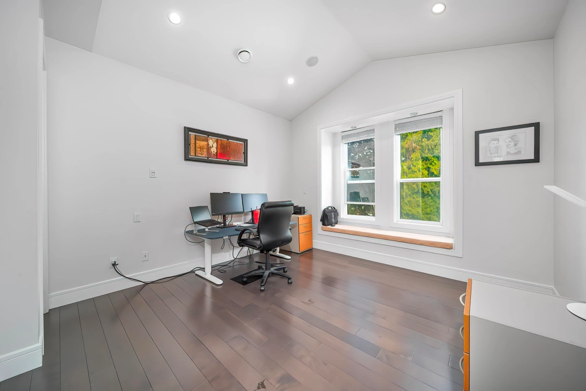 Mudroom Photo of 7418 Stanley Street, Burnaby, BC