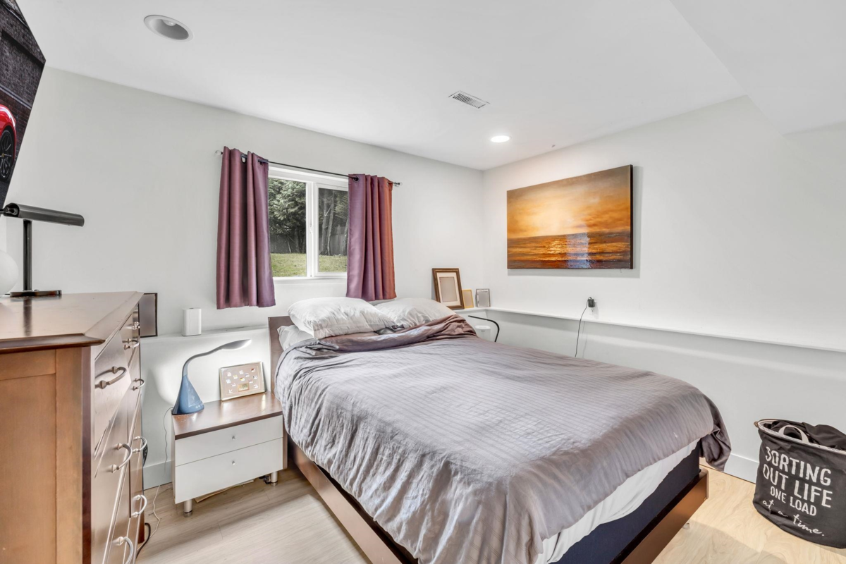 Outdoor Deck Photo of 6346 183 Street, Surrey, BC