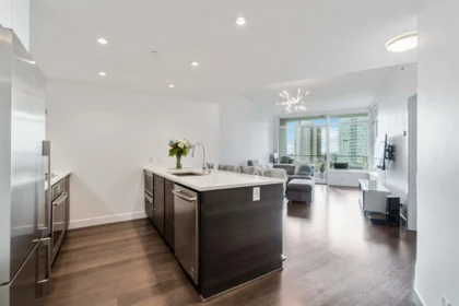 1006 3557 Sawmill Crescent, Vancouver, BC, Vancouver — Apartment/Condo for sale