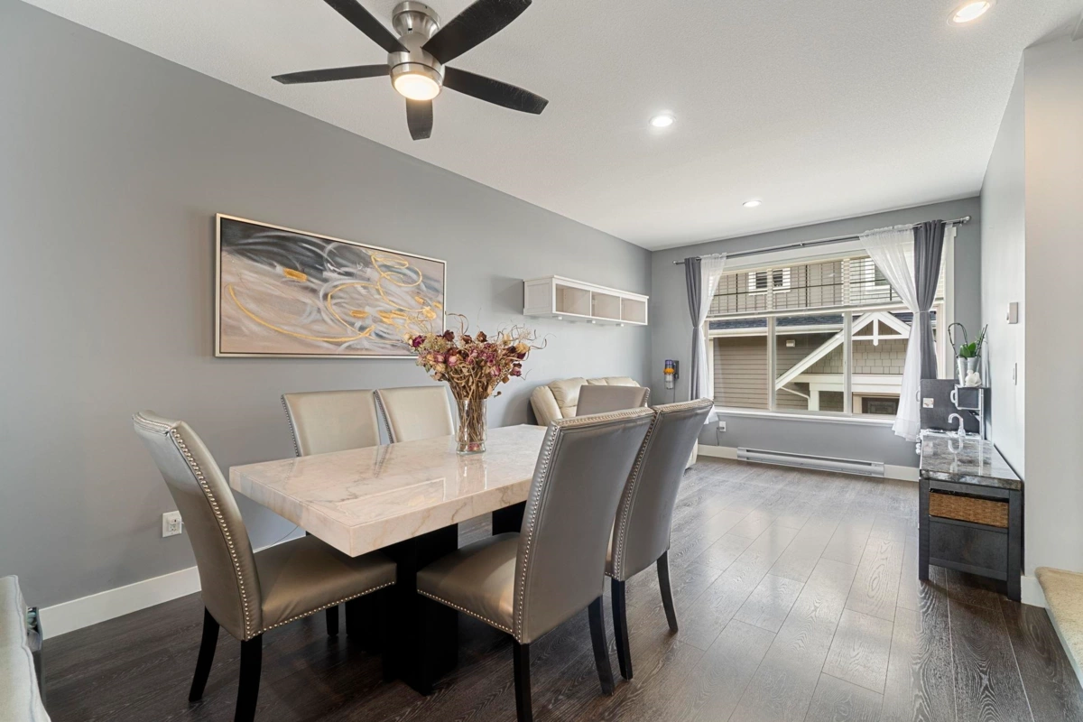 Dining Area Photo of 104 19525 73 Avenue, Surrey, BC