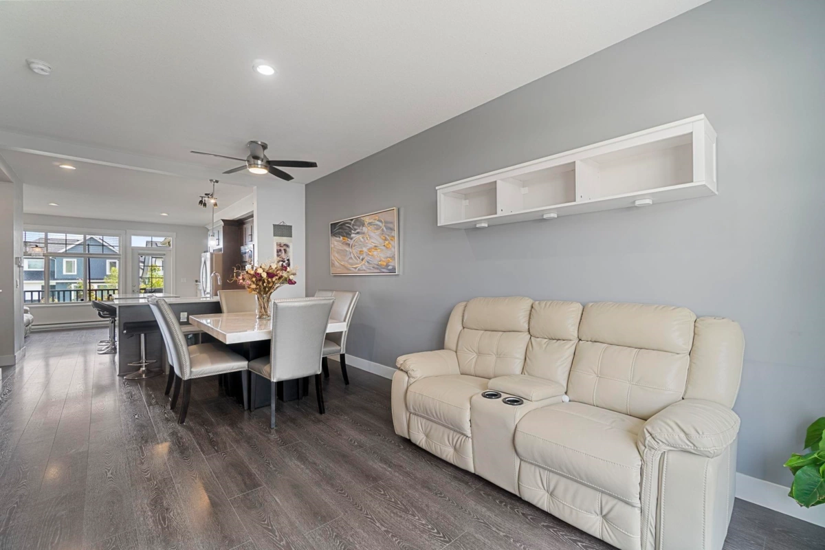 Family Room Photo of 104 19525 73 Avenue, Surrey, BC