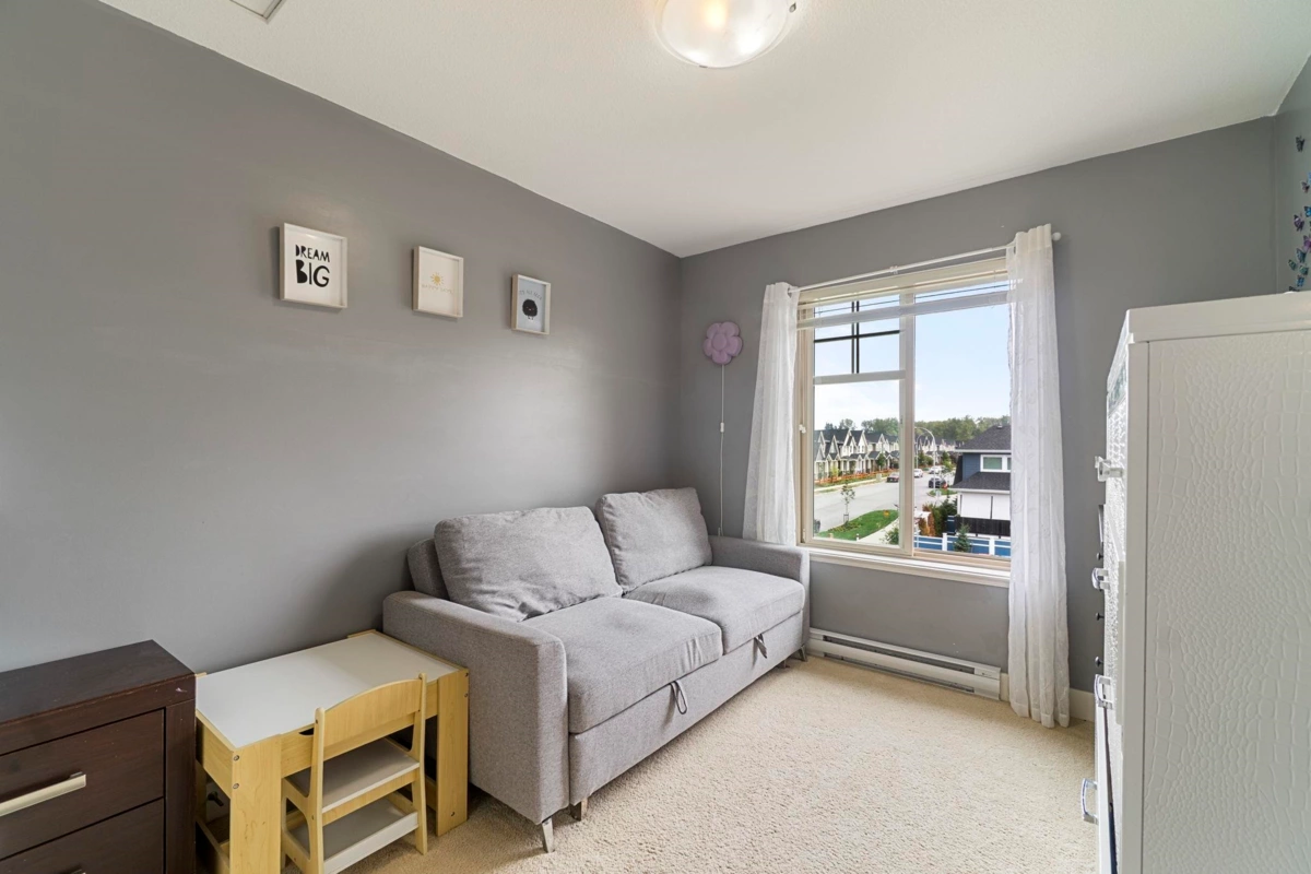 Primary Bathroom Photo of 104 19525 73 Avenue, Surrey, BC