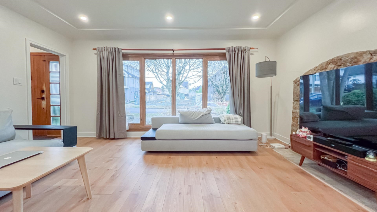 Exterior Front Photo of 1165 E 26th Avenue, Vancouver, BC