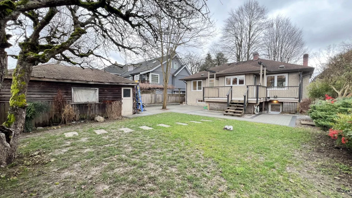 Staircase Photo of 1165 E 26th Avenue, Vancouver, BC