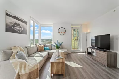 807 8181 Chester Street, Vancouver, BC, Vancouver — Apartment/Condo for sale
