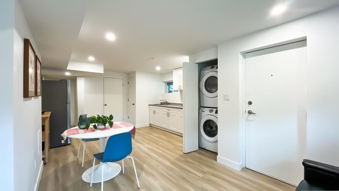 Garden / Landscaping Photo of 316 W Queens Road, North Vancouver, BC