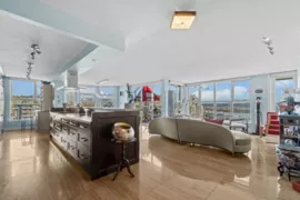 1901 1250 Quayside Drive, New Westminster, BC