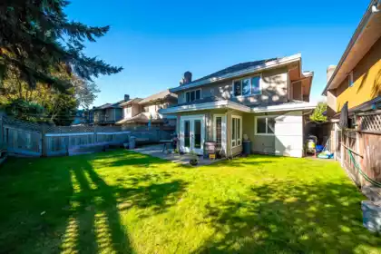 Breakfast Nook Photo of 12580 Harrison Avenue, Richmond, BC