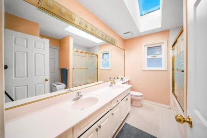 Walk-In Closet Photo of 12580 Harrison Avenue, Richmond, BC