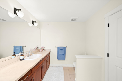Hallway Photo of 9445 Kanaka Street, Langley, BC