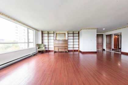 Breakfast Nook Photo of 701 7680 Granville Avenue, Richmond, BC