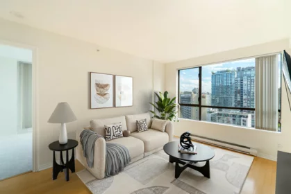 1704 1189 Howe Street, Vancouver, BC, Vancouver — Apartment/Condo for sale