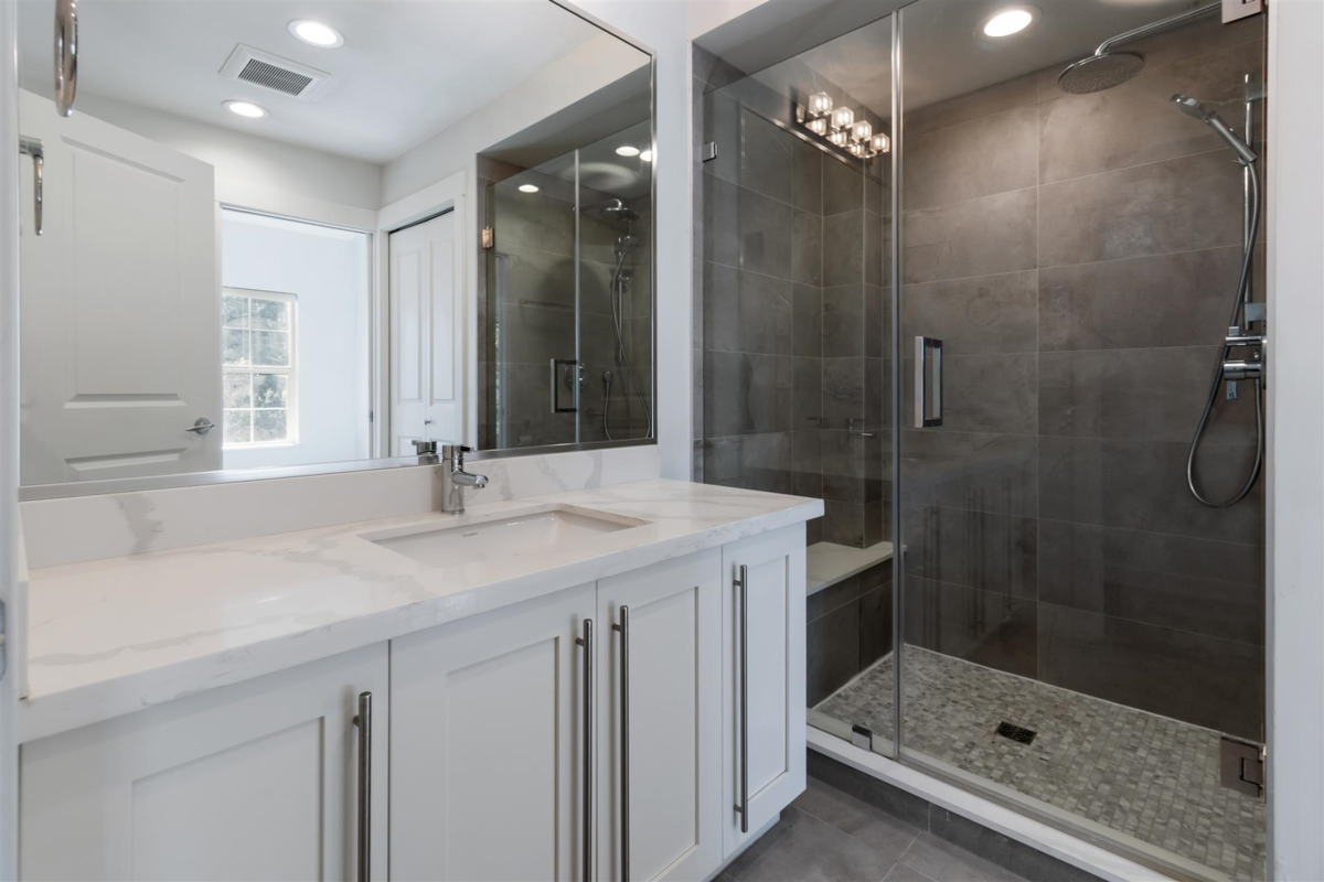 Primary Bedroom Photo of 765 W 42nd Avenue, Vancouver, BC