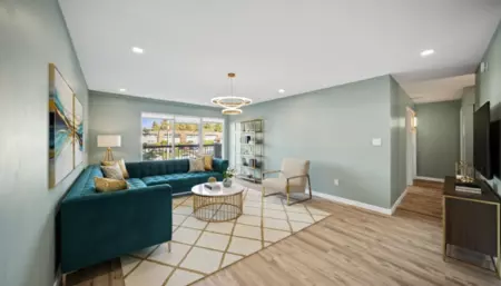 205 13530 Hilton Road, Surrey, BC, Surrey — Apartment/Condo for sale