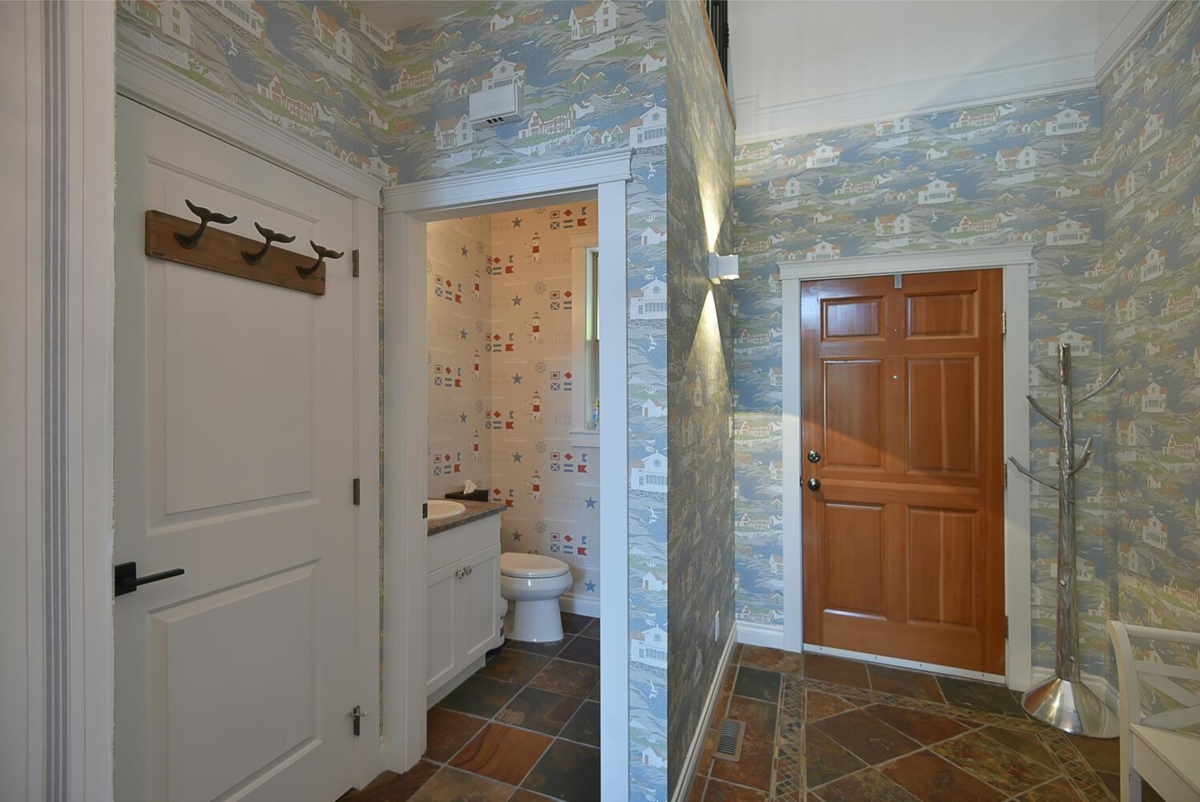 Guest Bathroom Photo of 52 4622 Sinclair Bay Road, Garden Bay, BC