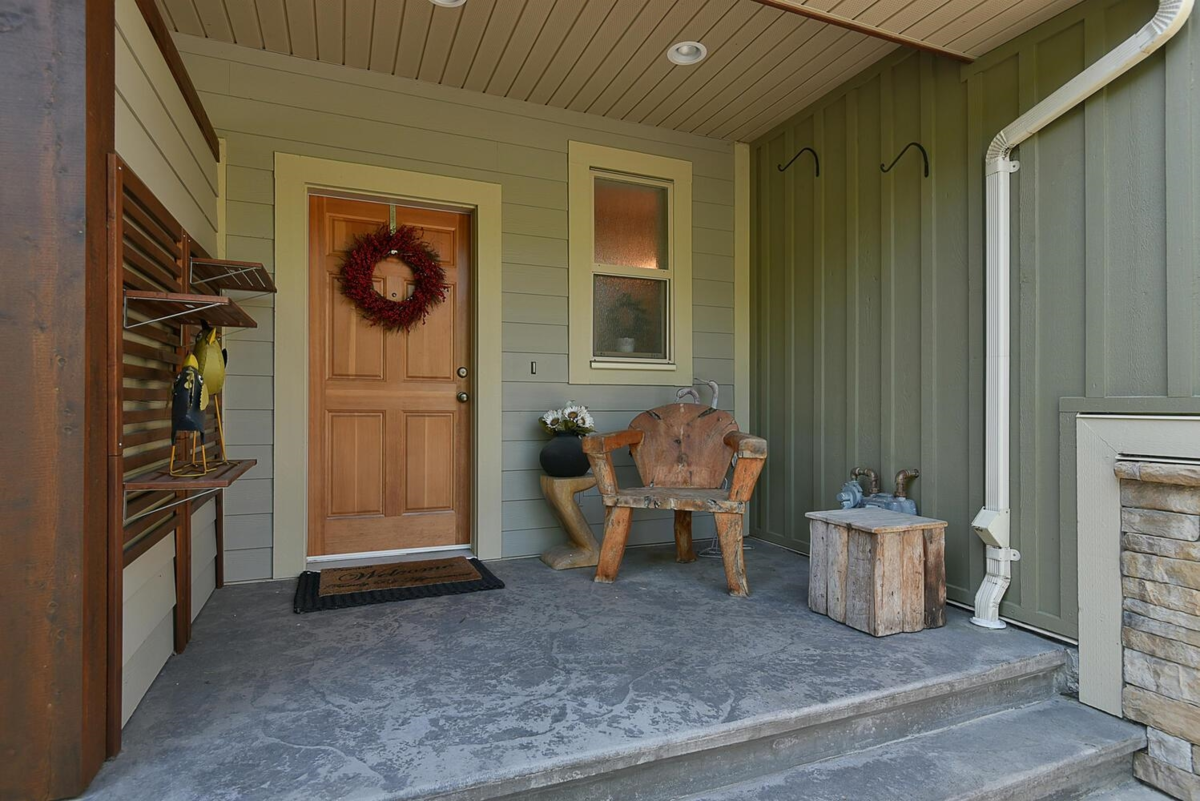 Kitchen Photo of 52 4622 Sinclair Bay Road, Garden Bay, BC