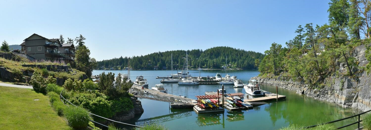 Living Room Photo of 52 4622 Sinclair Bay Road, Garden Bay, BC