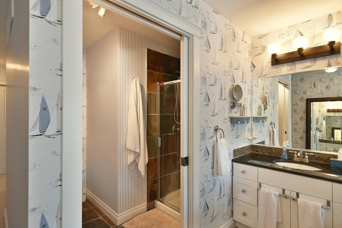 Mudroom Photo of 52 4622 Sinclair Bay Road, Garden Bay, BC