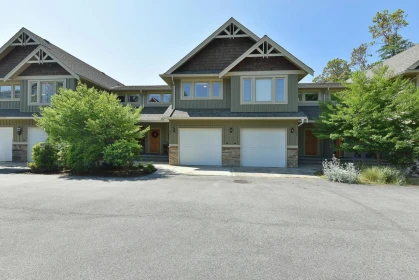 52 4622 Sinclair Bay Road, Garden Bay, BC, Garden Bay — Townhouse for sale