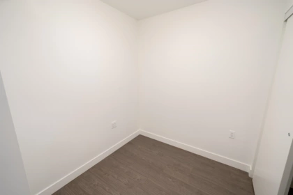Walk-In Closet Photo of 829 8133 Cook Road, Richmond, BC