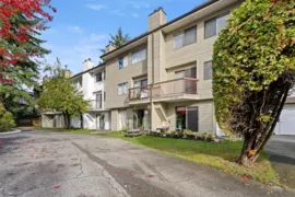 208 7144 133b Street, Surrey, BC