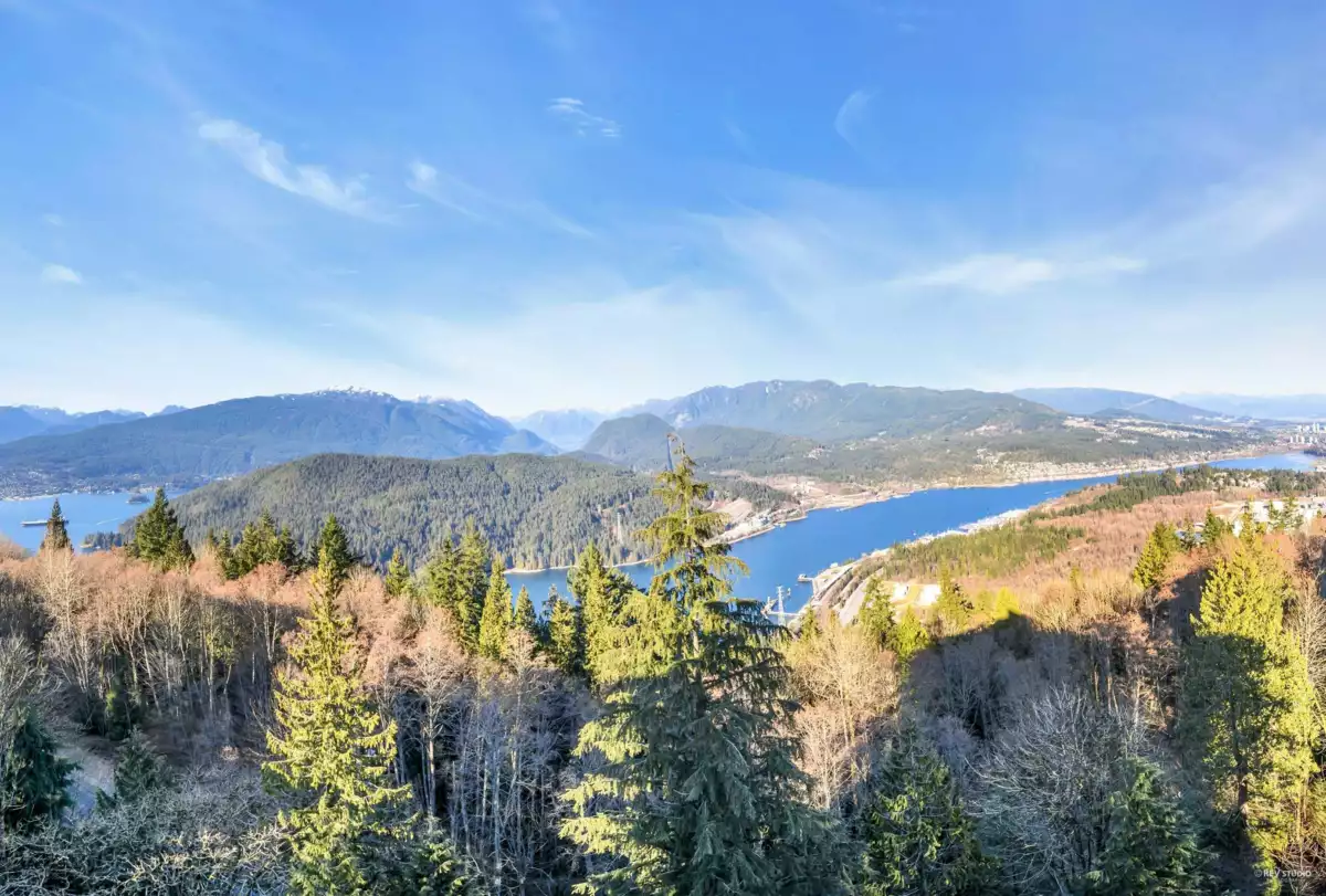 Front Yard Photo of 1005 9080 University Crescent, Burnaby, BC