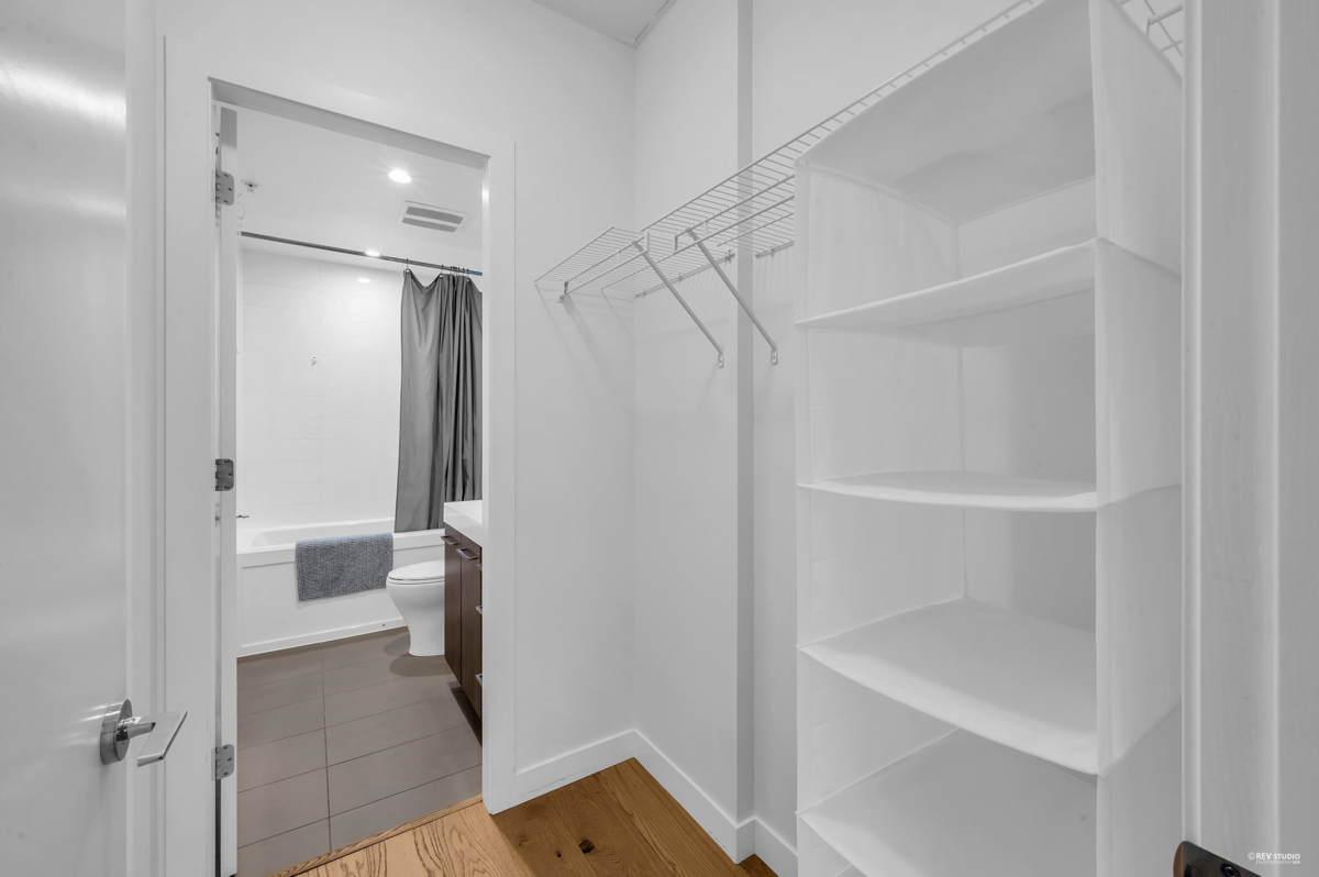 Laundry Room Photo of 1005 9080 University Crescent, Burnaby, BC