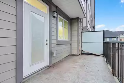 Staircase Photo of 102 15170 60 Avenue, Surrey, BC