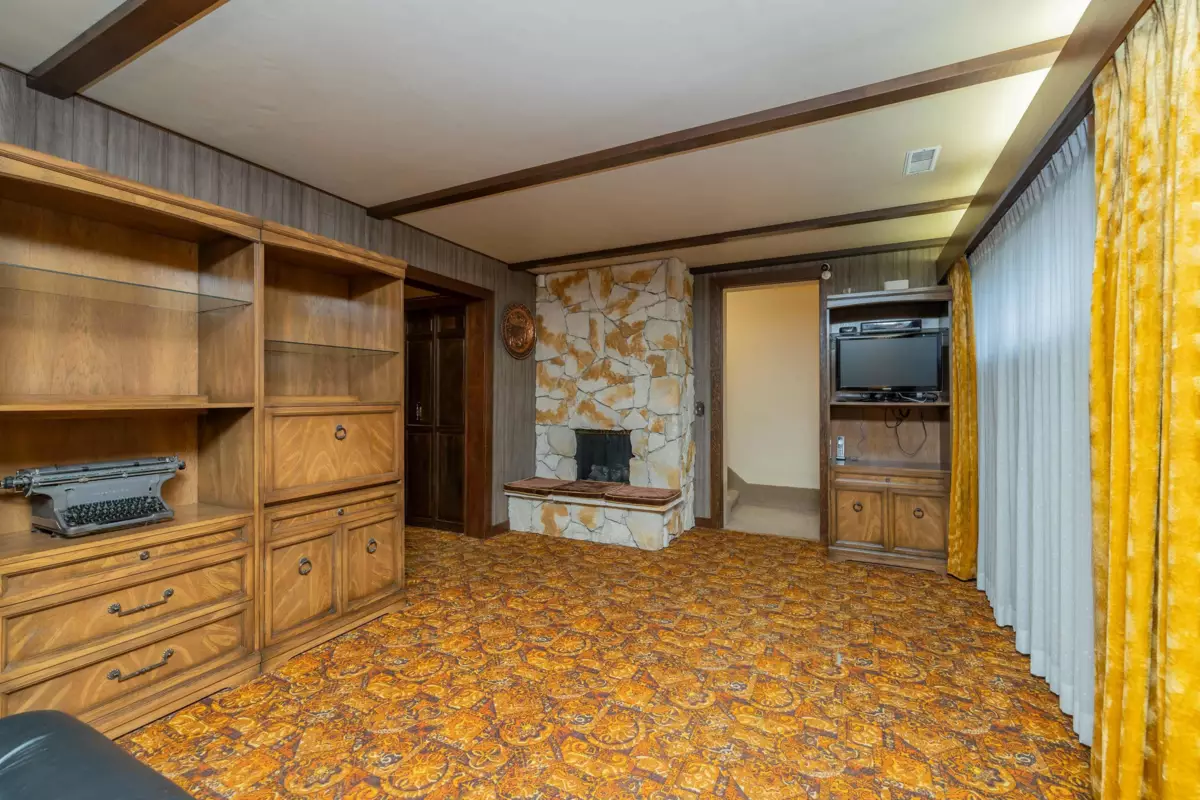 Basement Recreation Room Photo of 10921 142a Street, Surrey, BC