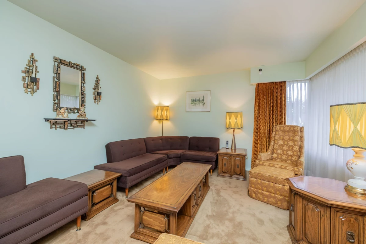 Family Room Photo of 10921 142a Street, Surrey, BC