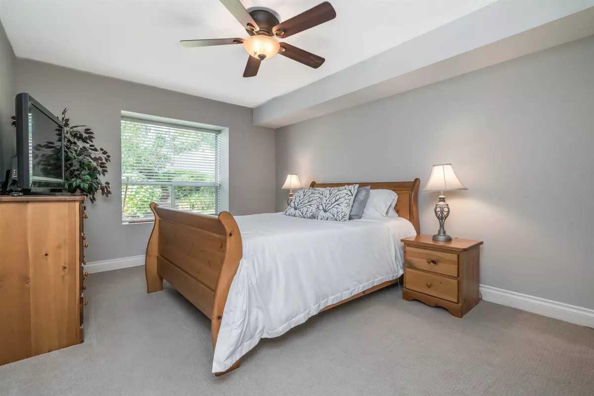 Hallway Photo of 5 3380 Gladwin Road, Abbotsford, BC